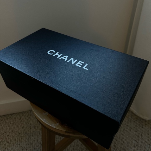 CHANEL Lambskin Mocassin Loafers - Picture 12 of 12